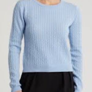 Old Navy Sosoft crew neck cable knit sweater in light blue (020) size Medium